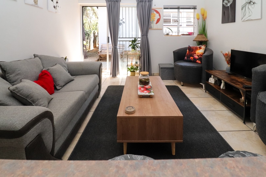 4 Bedroom Property for Sale in Flamwood North West